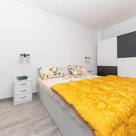 2 Bedroom Cozy In Apartmán